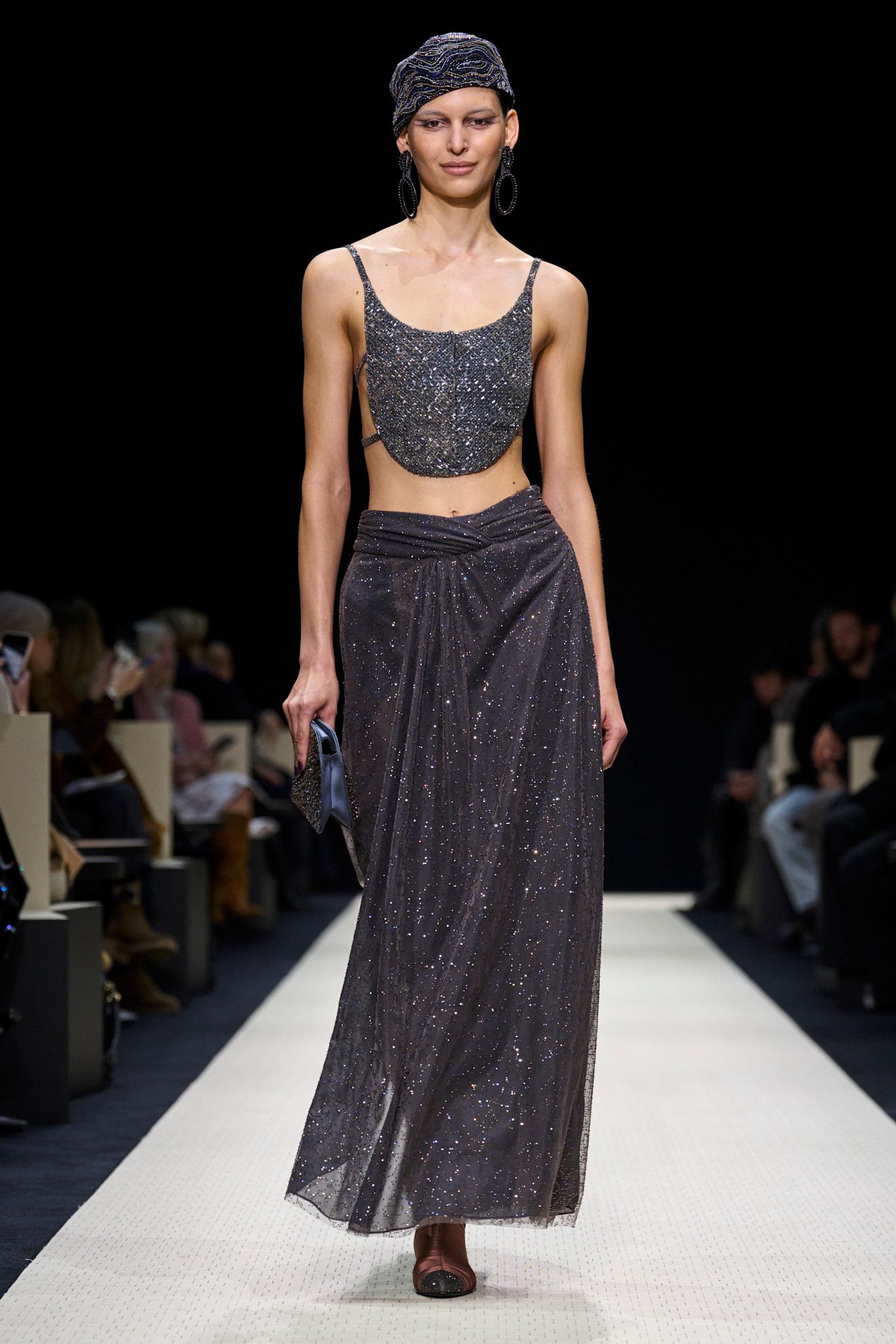 Giorgio_Armani_F25_061_6a8cae2